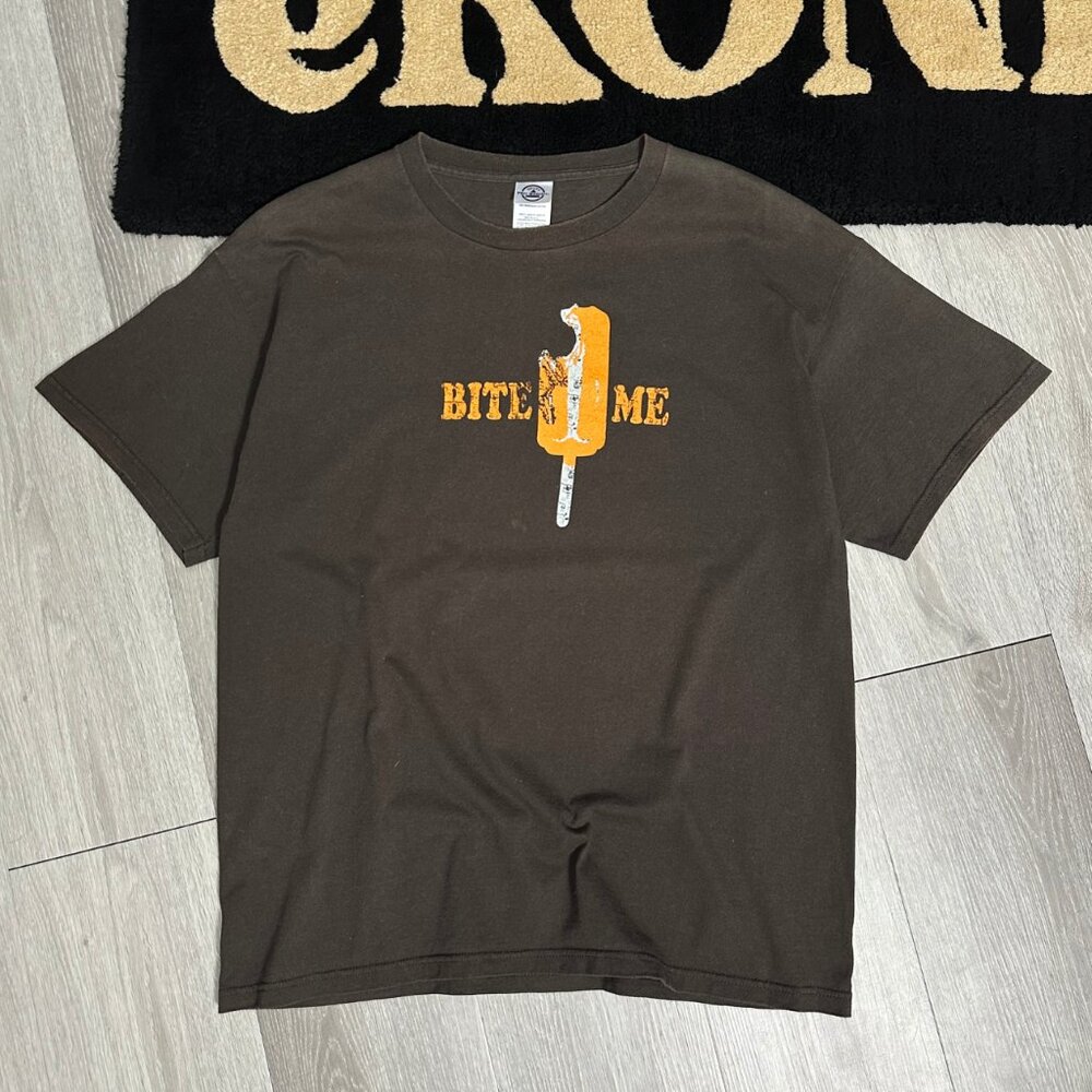Vintage Delta Pro Weight "Bite Me" Creamsicle Graphic Brown T-Shirt - Size Large